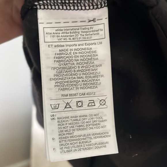 NWOT Woman’s Adidas Hoodie - Picture 7 of 7